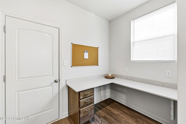 4603 Golden Eagle Dr, Louisville, KY 40245