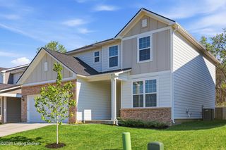 4603 Golden Eagle Dr, Louisville, KY 40245