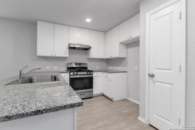 10746 Prusiner, Converse, TX 78109