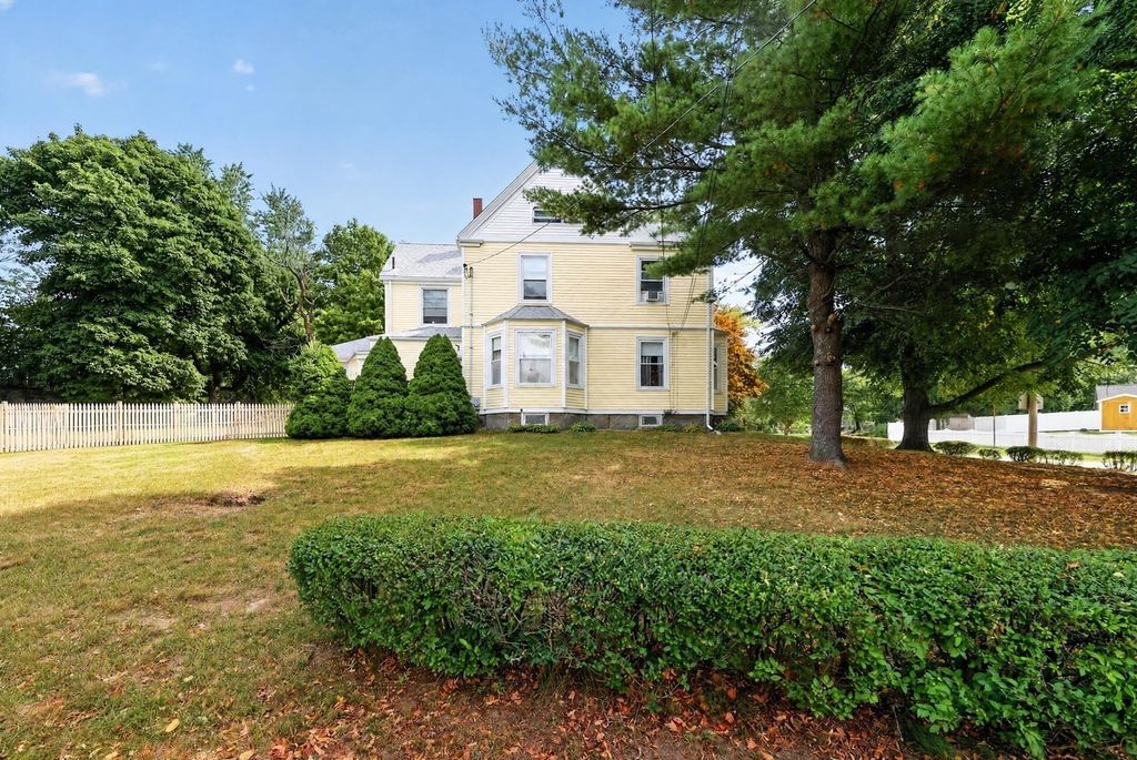 45 Hunt Street, Weymouth, MA 02191