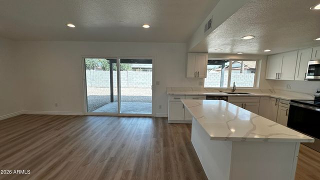 4140 W Orchid Lane, Phoenix, AZ 85051