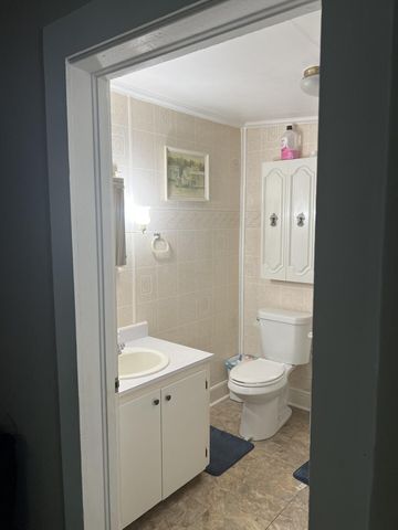 220 Black Street, Walterboro, SC 29488