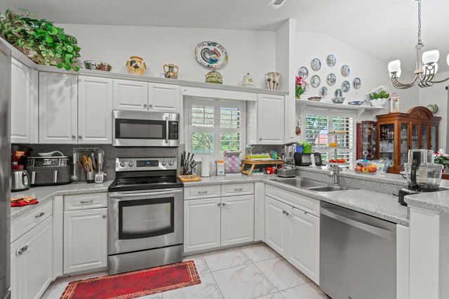 4520 Catamaran Circle, Boynton Beach, FL 33436