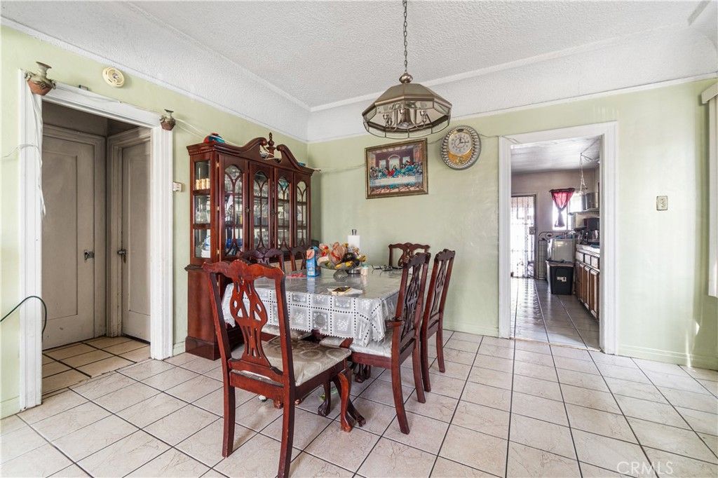 163 E 109th Place, Los Angeles, CA 90061 — photo 3