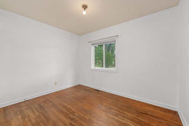 207 N Florence St, Wichita, KS 67212