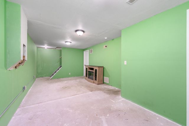 207 N Florence St, Wichita, KS 67212