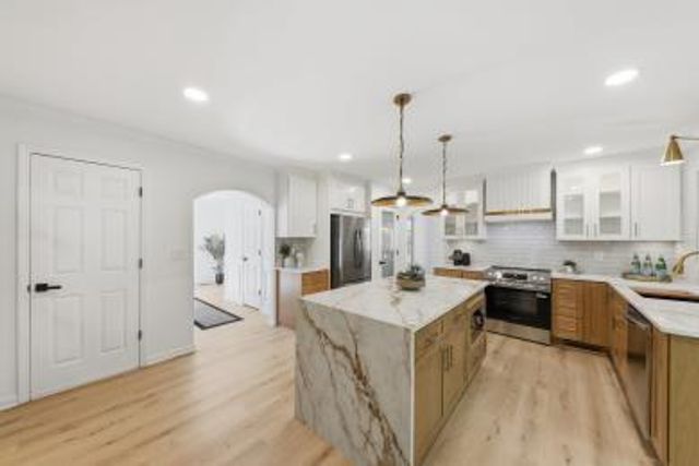 3774 Hollow Oak Lane, Lithonia, GA 30038