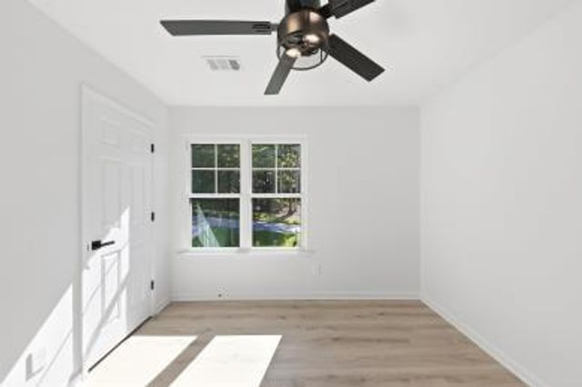 3774 Hollow Oak Lane, Lithonia, GA 30038