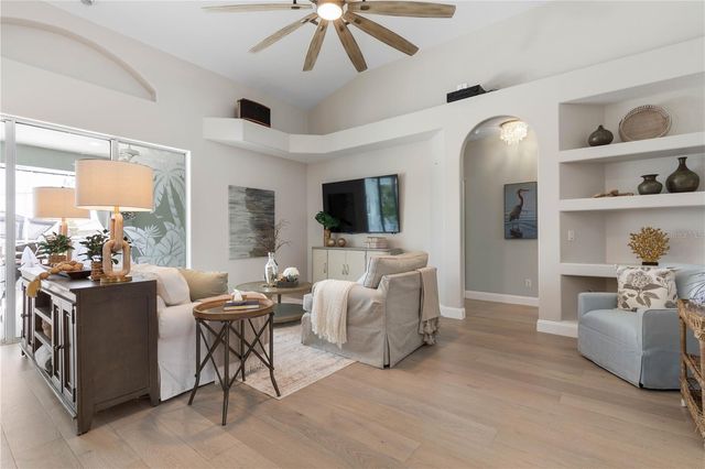 4 COTTAGEGATE COURT, Palm Coast, FL 32137