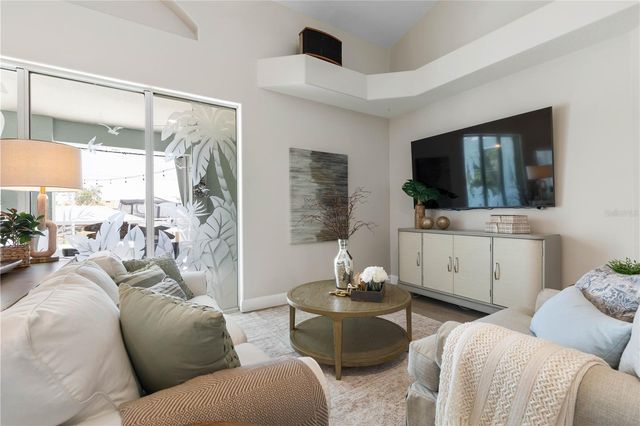 4 COTTAGEGATE COURT, Palm Coast, FL 32137