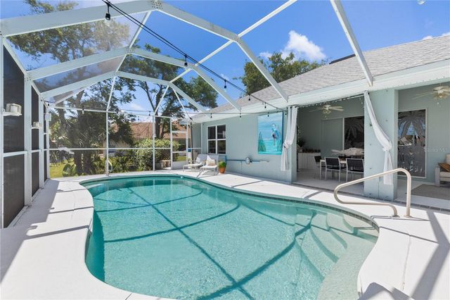 4 COTTAGEGATE COURT, Palm Coast, FL 32137
