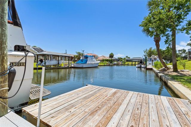 4 COTTAGEGATE COURT, Palm Coast, FL 32137