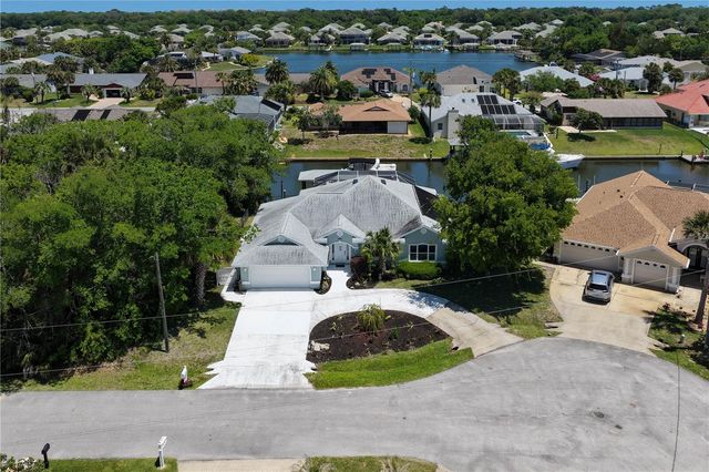 4 COTTAGEGATE COURT, Palm Coast, FL 32137