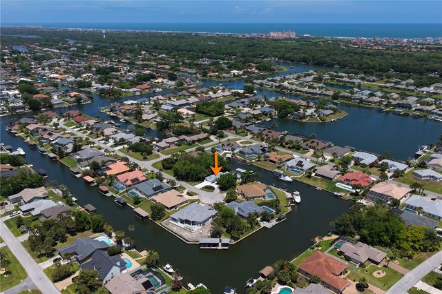 4 COTTAGEGATE COURT, Palm Coast, FL 32137