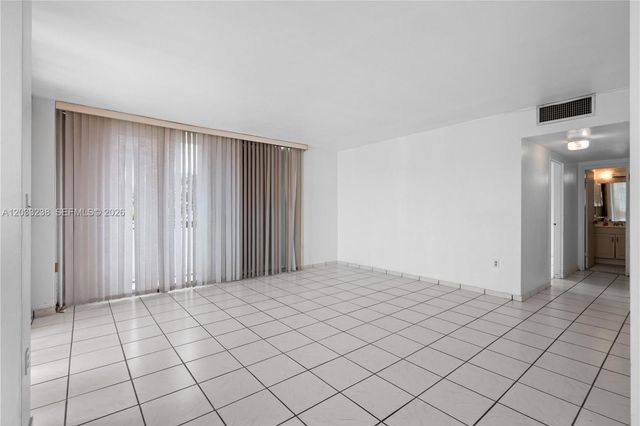 8001 Byron Avenue 3C, Miami Beach, FL 33141