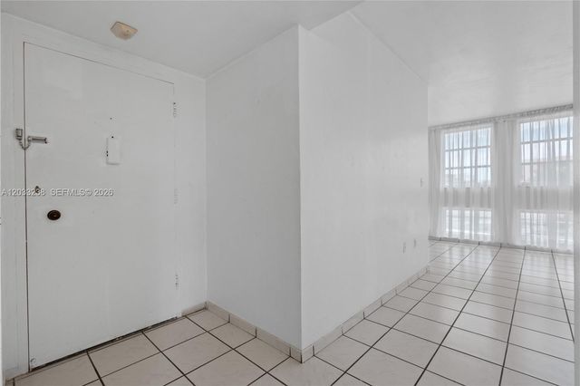 8001 Byron Avenue 3C, Miami Beach, FL 33141