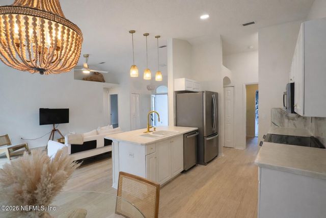 122 LINDSAY Drive, Palm Coast, FL 32137