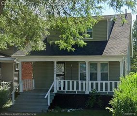 1629 Alter Road, Detroit, MI 48215