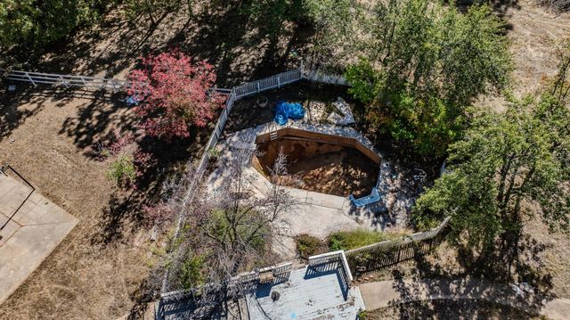 21000 French Gulch Rd, Pine Grove, CA 95665