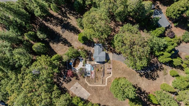 21000 French Gulch Rd, Pine Grove, CA 95665