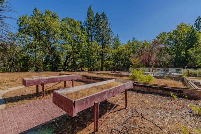 21000 French Gulch Rd, Pine Grove, CA 95665