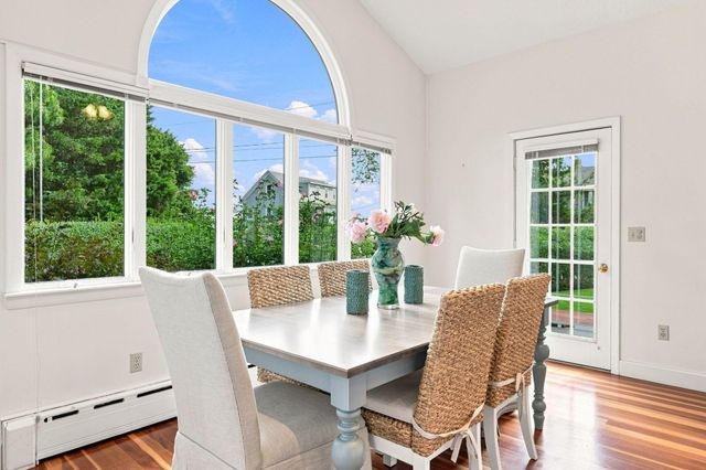 16 Manters Point, Plymouth, MA 02360