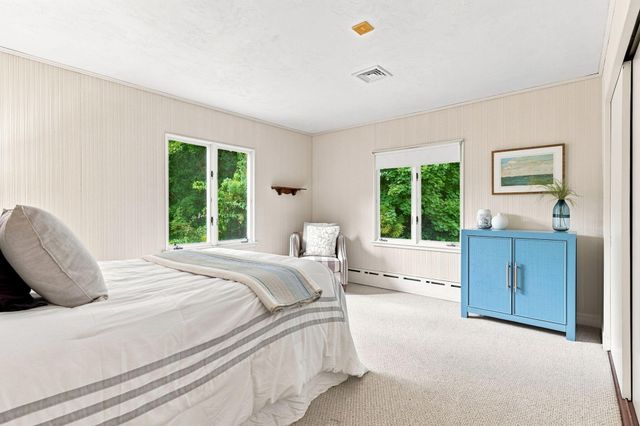 16 Manters Point, Plymouth, MA 02360