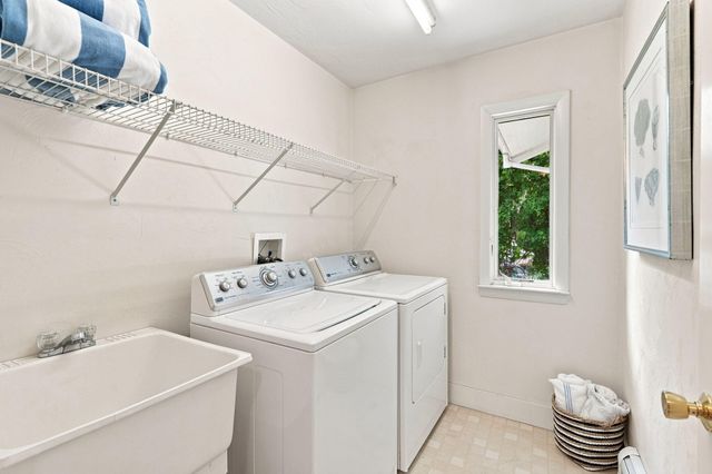 16 Manters Point, Plymouth, MA 02360