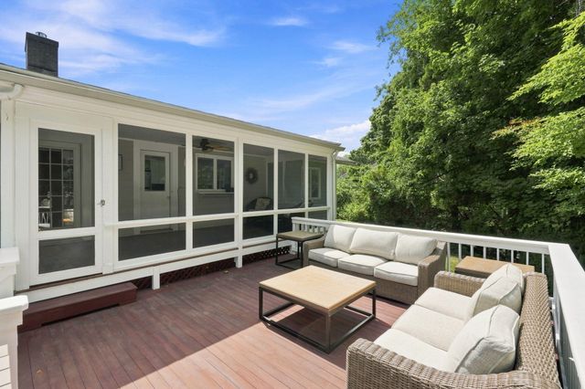16 Manters Point, Plymouth, MA 02360