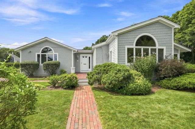 16 Manters Point, Plymouth, MA 02360