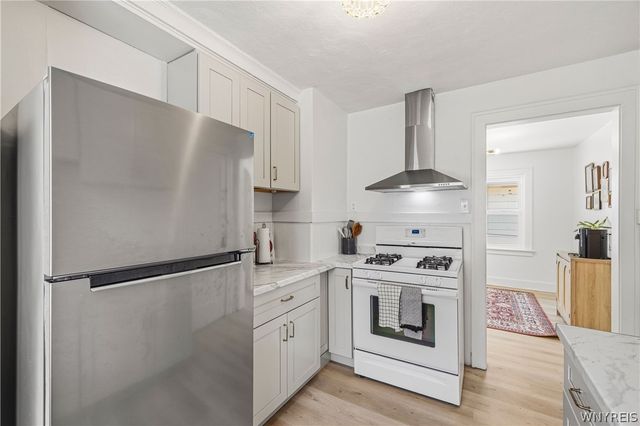 250 Saint Lawrence Avenue, Buffalo, NY 14216