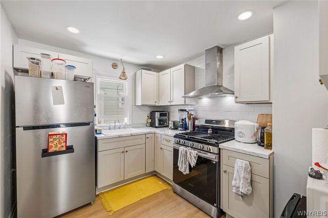 250 Saint Lawrence Avenue, Buffalo, NY 14216