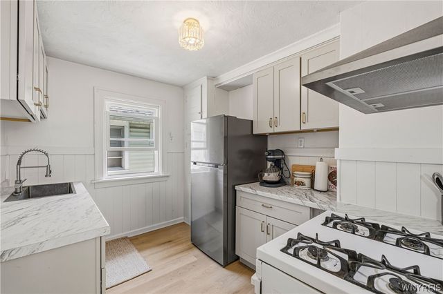 250 Saint Lawrence Avenue, Buffalo, NY 14216