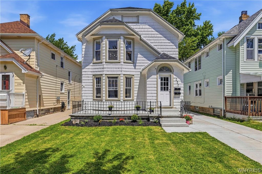 250 Saint Lawrence Avenue, Buffalo, NY 14216