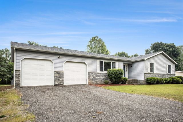 11261 North Drive, Columbia Twp, MI 49230