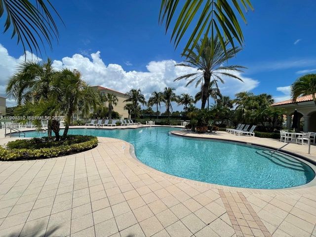 5 E Harbour Isle 306, Fort Pierce, FL 34949