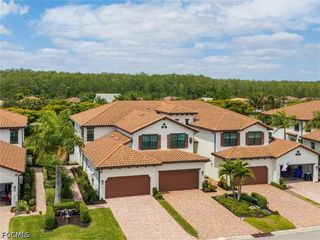 12019 Hawthorn Lake DR 101, Fort Myers, FL 33913