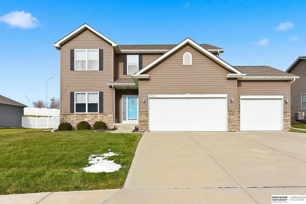 17224 Morgan Avenue, Gretna, NE 68028
