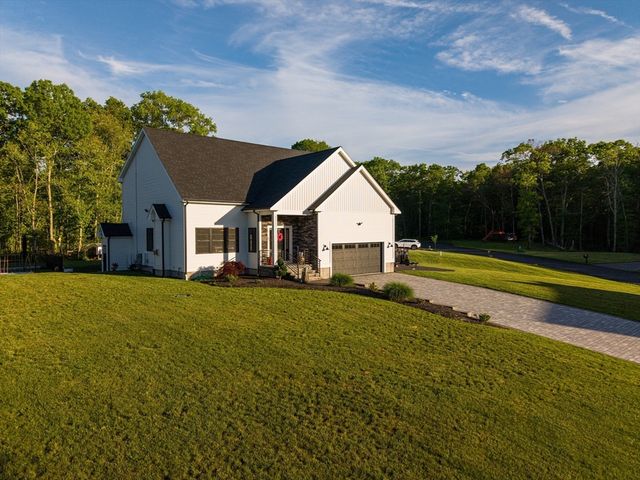 193 Tess Abigail Lane, Swansea, MA 02777