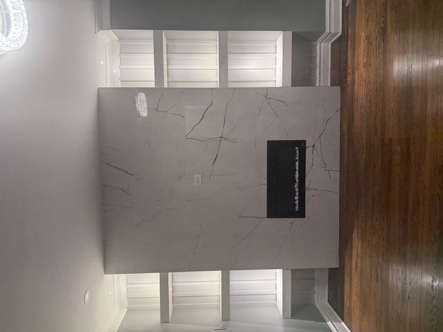 6622 S Artesian Avenue, Chicago, IL 60629