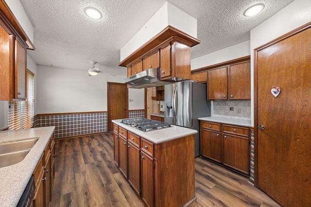814 Palm Grove Circle, Sugar Land, TX 77498