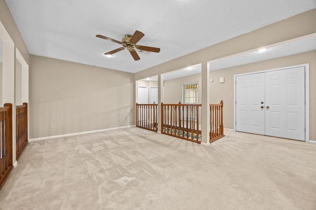 814 Palm Grove Circle, Sugar Land, TX 77498