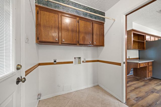 814 Palm Grove Circle, Sugar Land, TX 77498
