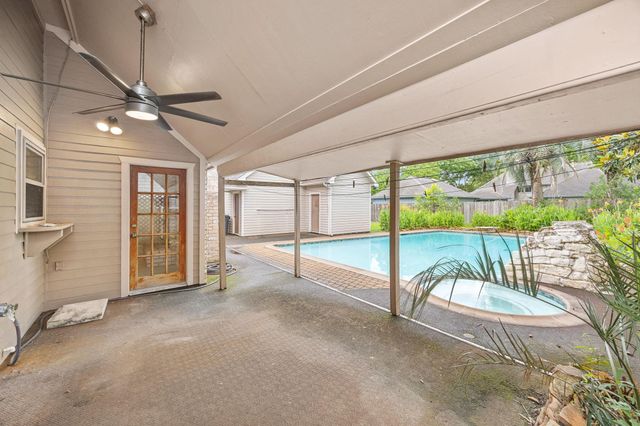 814 Palm Grove Circle, Sugar Land, TX 77498