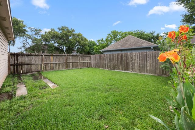 814 Palm Grove Circle, Sugar Land, TX 77498