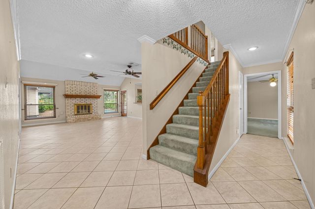 814 Palm Grove Circle, Sugar Land, TX 77498