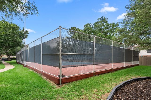 814 Palm Grove Circle, Sugar Land, TX 77498