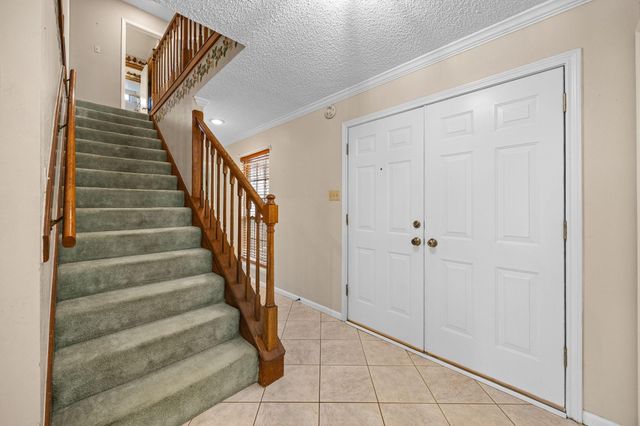 814 Palm Grove Circle, Sugar Land, TX 77498