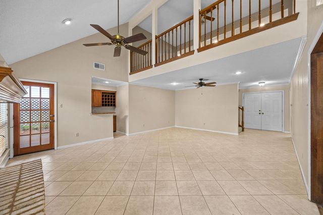 814 Palm Grove Circle, Sugar Land, TX 77498
