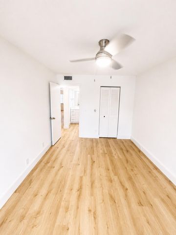 2035 LINCOLN B, Boca Raton, FL 33434